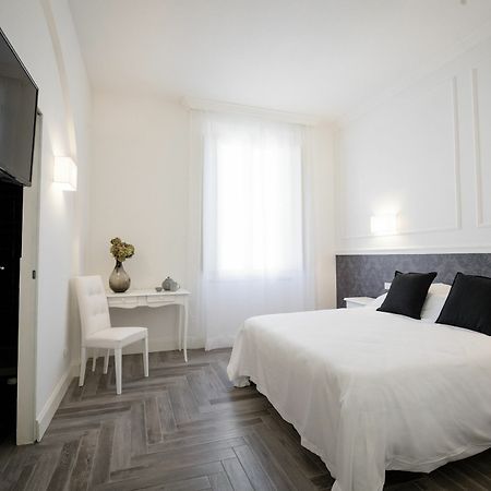 Antica Dimora Pellegrino Hotel Pistoia Bagian luar foto