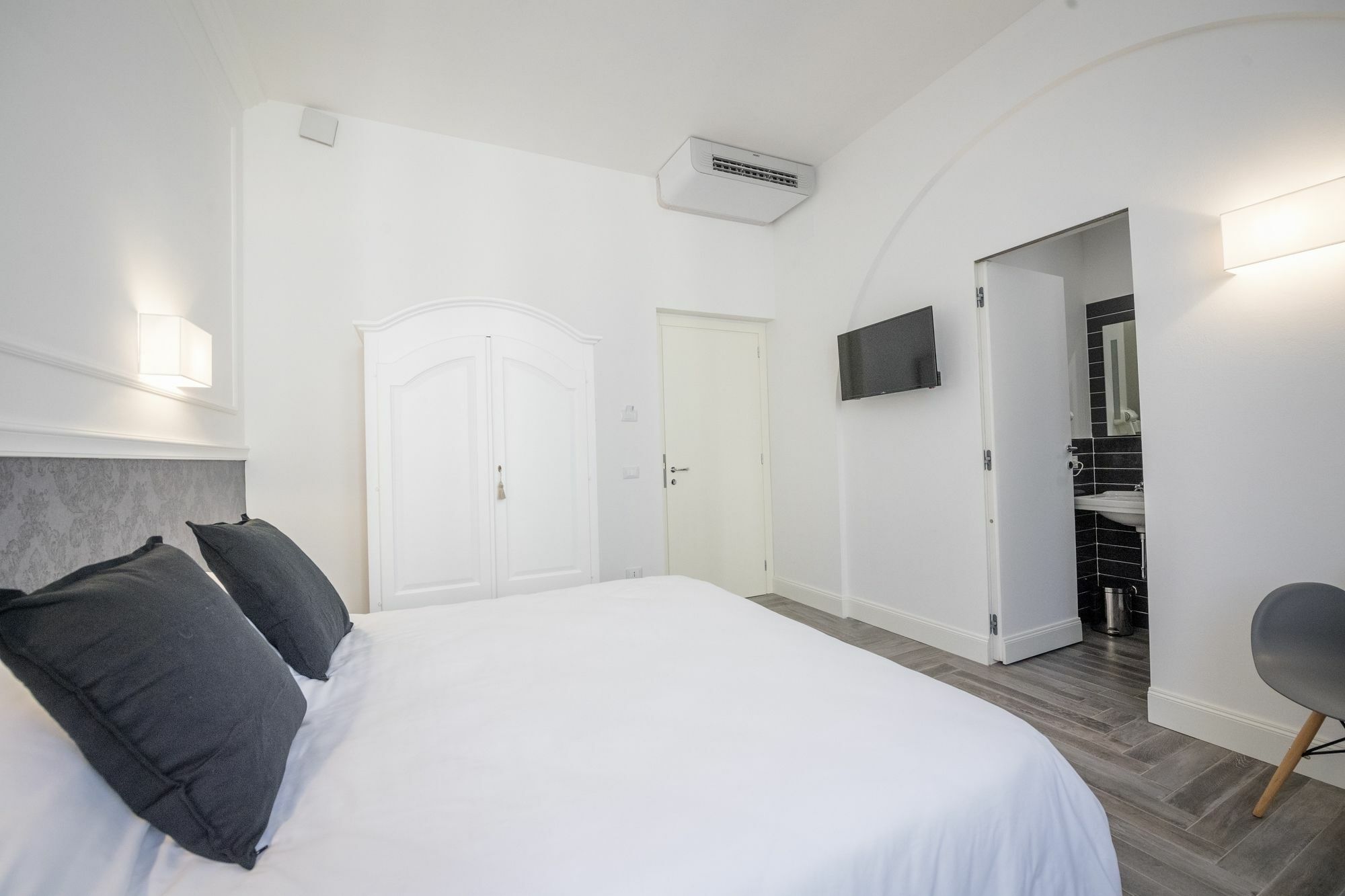 Antica Dimora Pellegrino Hotel Pistoia Bagian luar foto
